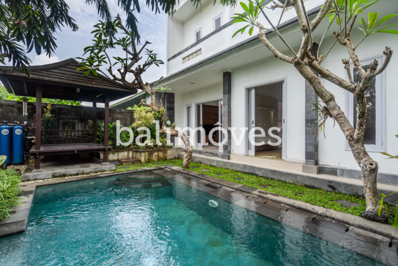 Three Bedroom Villa Rent Gianyar B1747 40