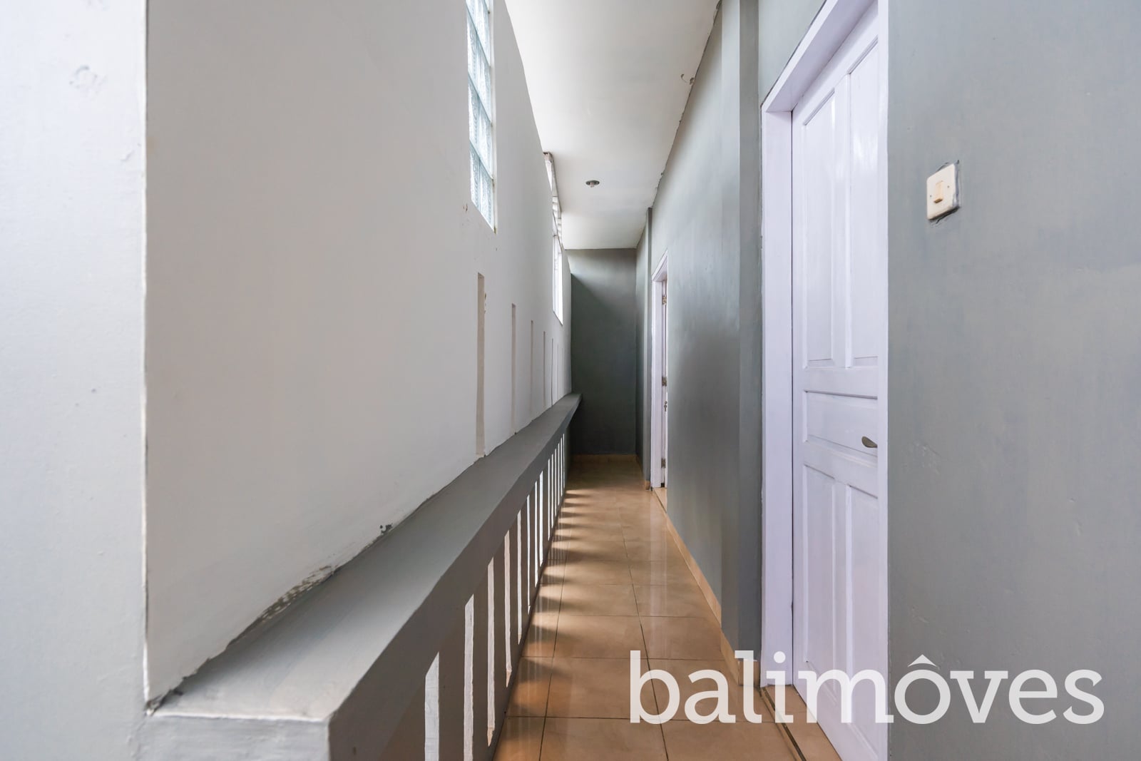 A closer look at How To Lease A Minimalist Home On A Corner Lot