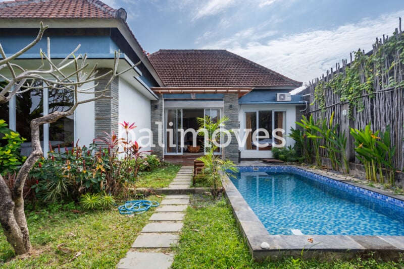 Three Bedroom Villa Rent Sanur B2500 32