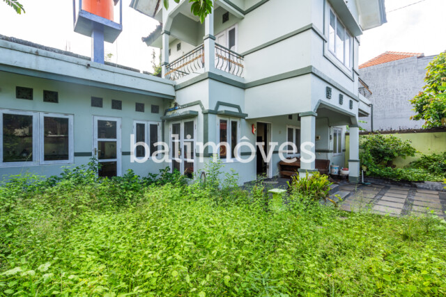 Five Bedroom House Sale Renon B2695 26