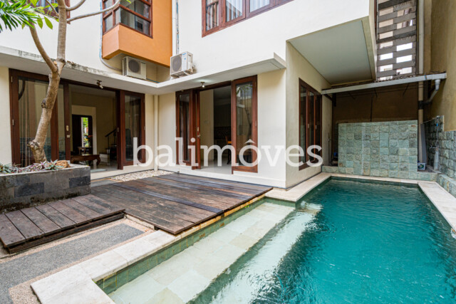 Three Bedroom Villa Rent Renon B1931 25