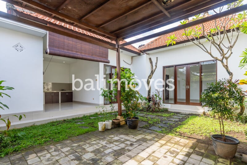 Two Bedroom House Rent Sanur B3066 3